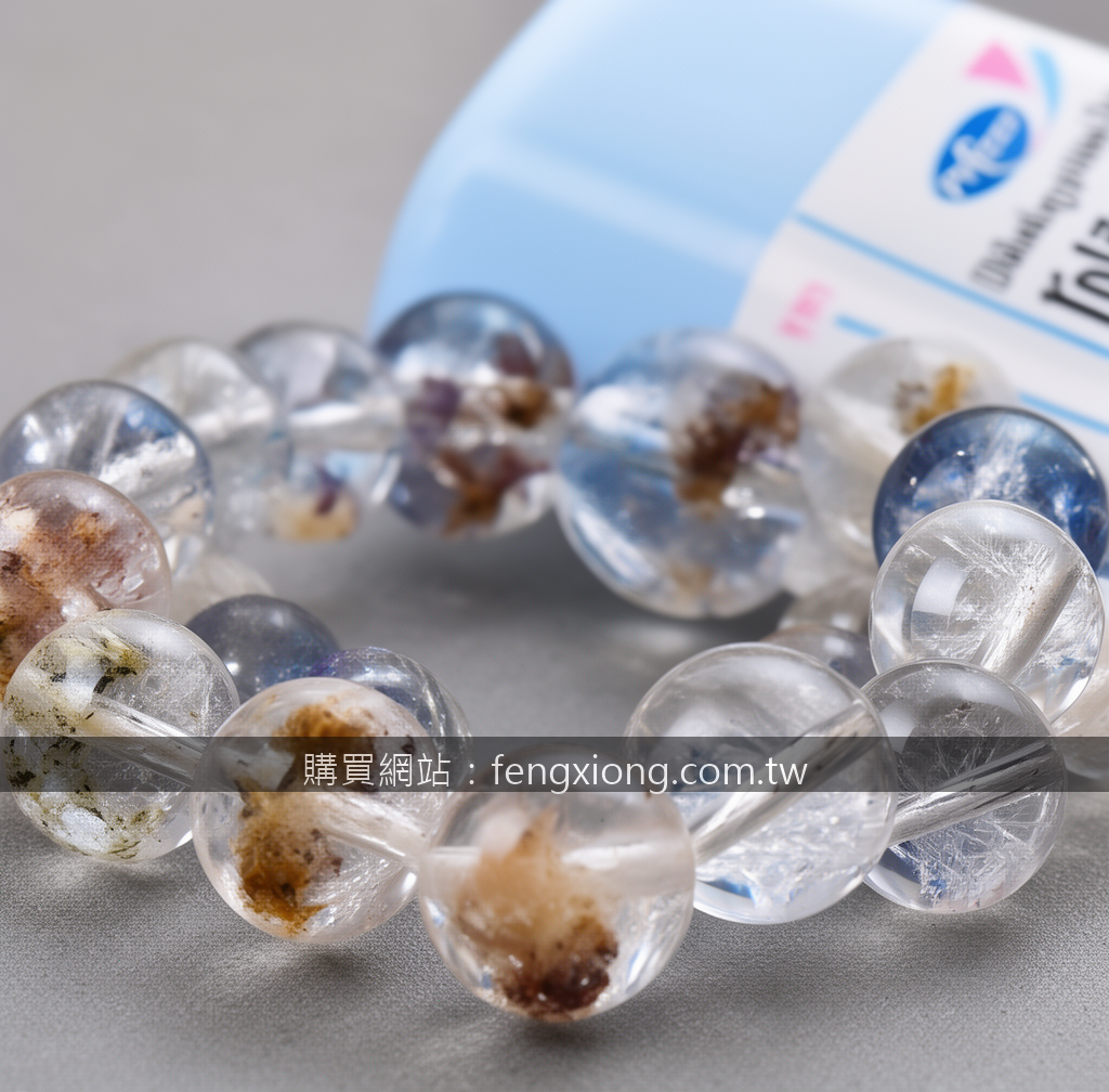 Macro crystal bracelet photography revealing natural bead details.
Subject: Plac